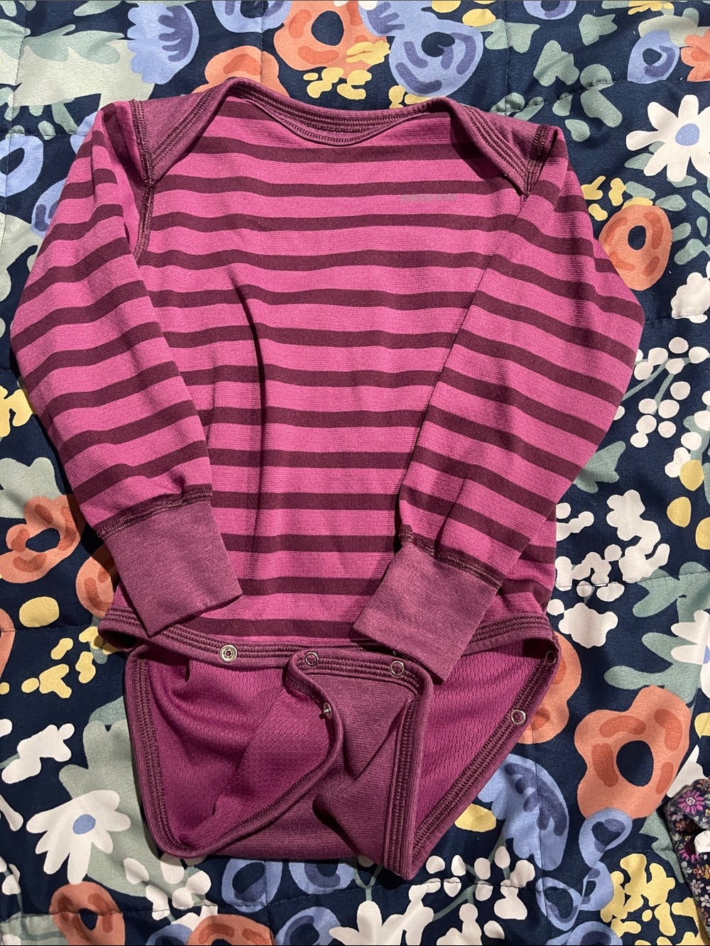 Patagonia Baby Capilene Onesie pink striped 18 months